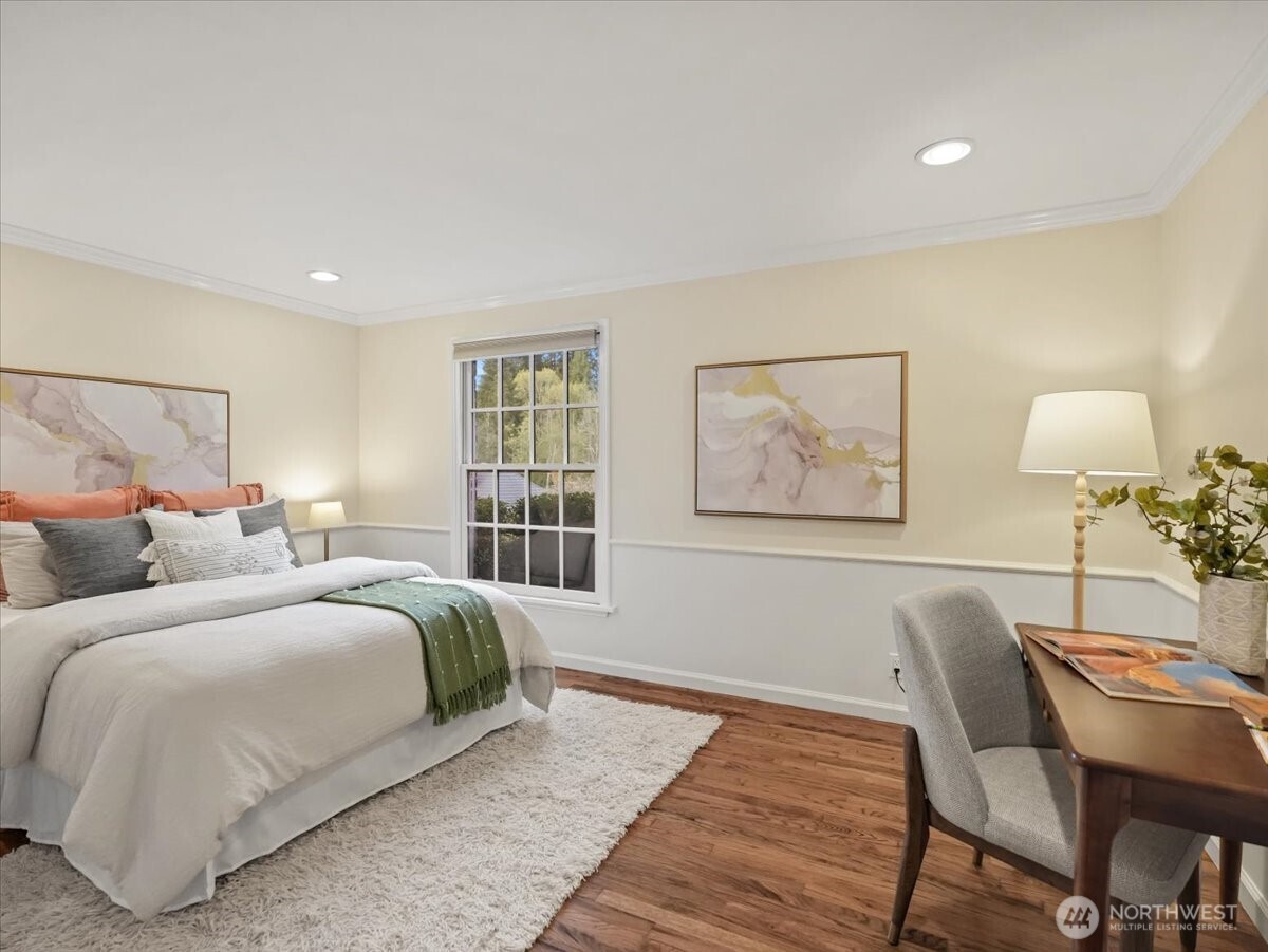 8255 SE 59th Street , Mercer Island, WA 98040