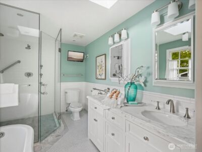 8255 SE 59th Street , Mercer Island, WA 98040 - Photo 24