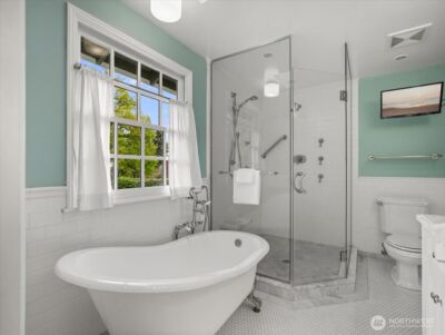 8255 SE 59th Street , Mercer Island, WA 98040 - Photo 25