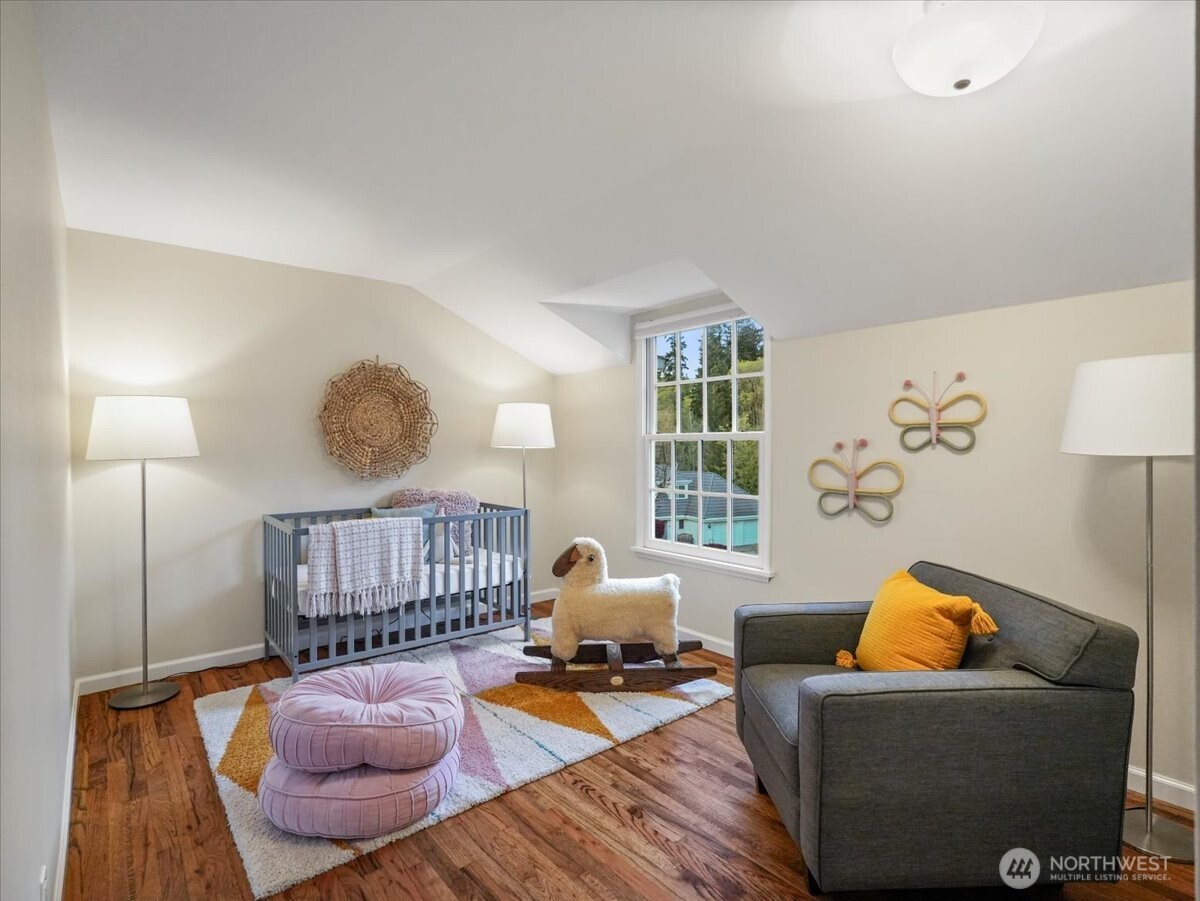 8255 SE 59th Street , Mercer Island, WA 98040