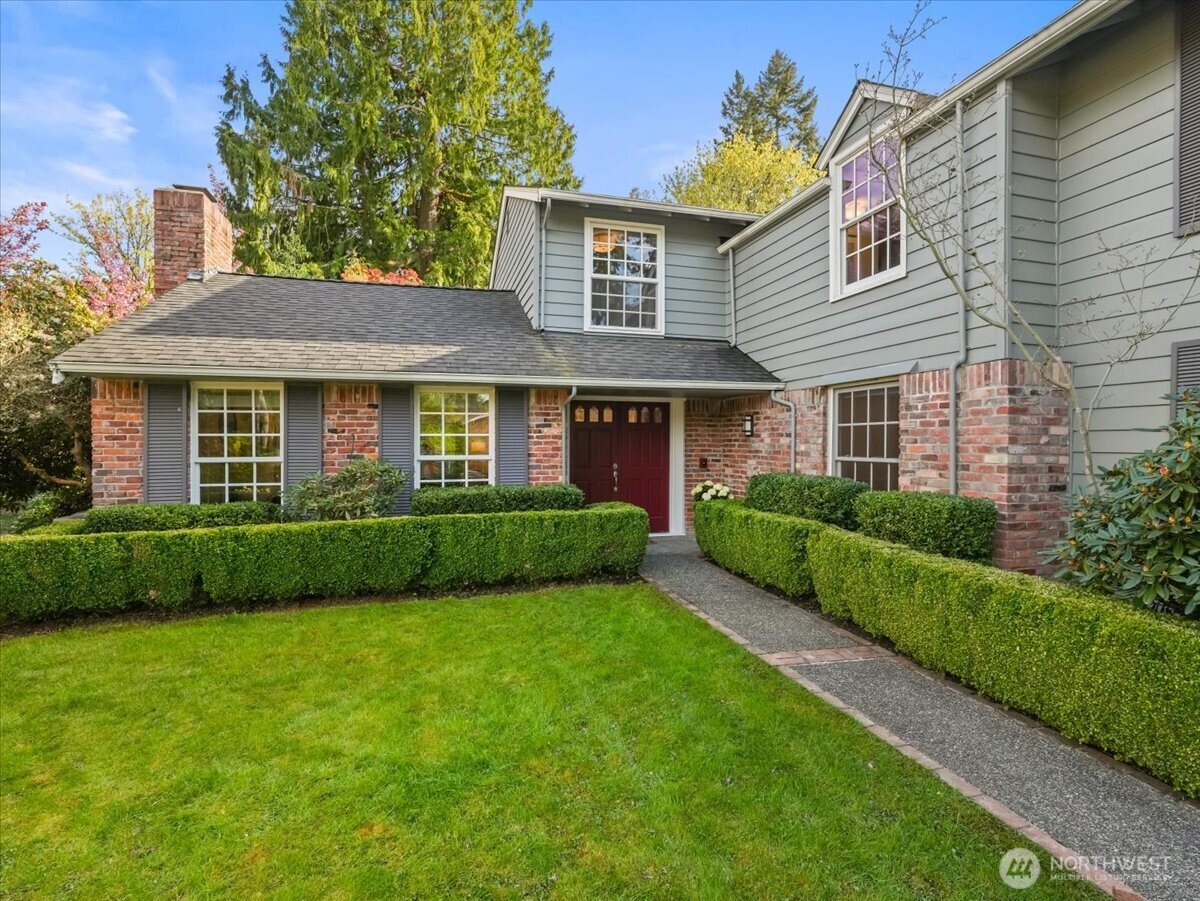 8255 SE 59th Street , Mercer Island, WA 98040
