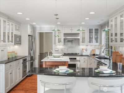8255 SE 59th Street , Mercer Island, WA 98040 - Photo 10