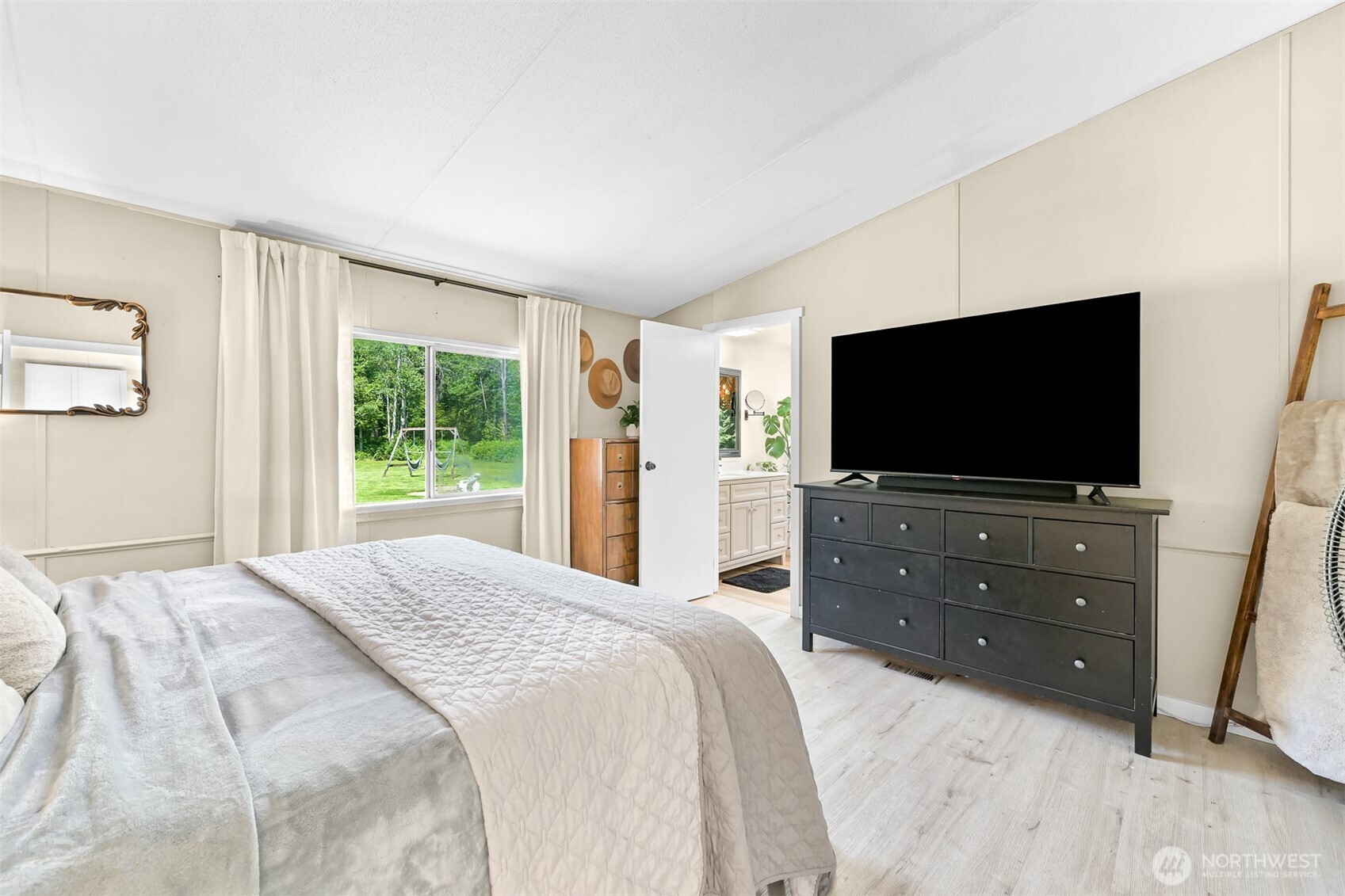 4702 Anderson Road , Blaine, WA 98230