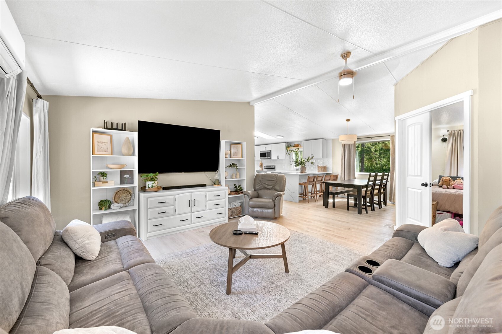 4702 Anderson Road , Blaine, WA 98230