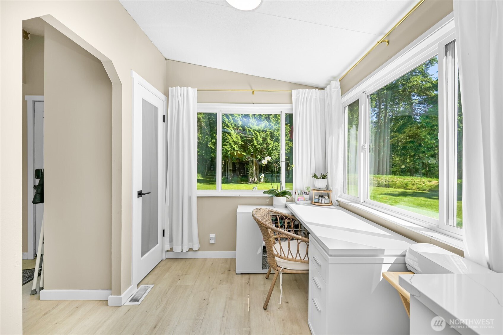 4702 Anderson Road , Blaine, WA 98230