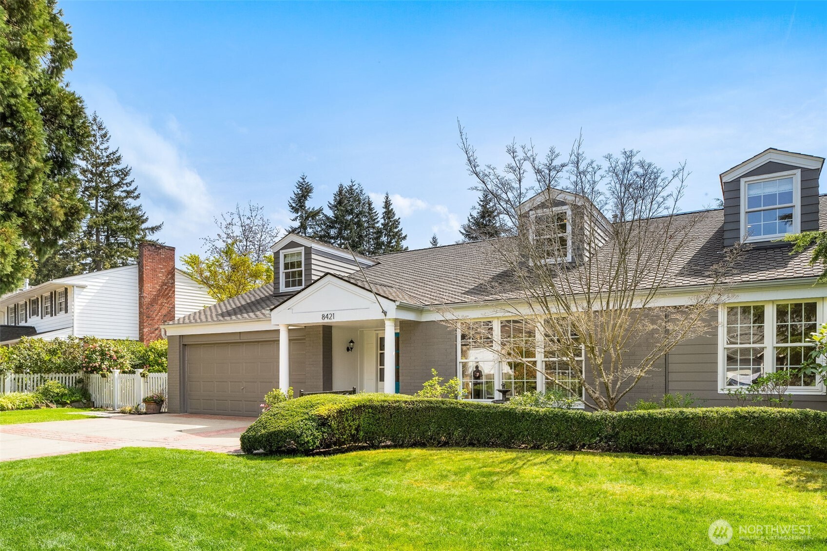 8421 SE 72nd Place , Mercer Island, WA 98040