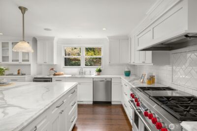 8421 SE 72nd Place , Mercer Island, WA 98040 - Photo 12