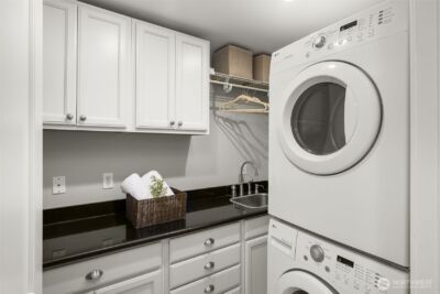 8421 SE 72nd Place , Mercer Island, WA 98040 - Photo 30