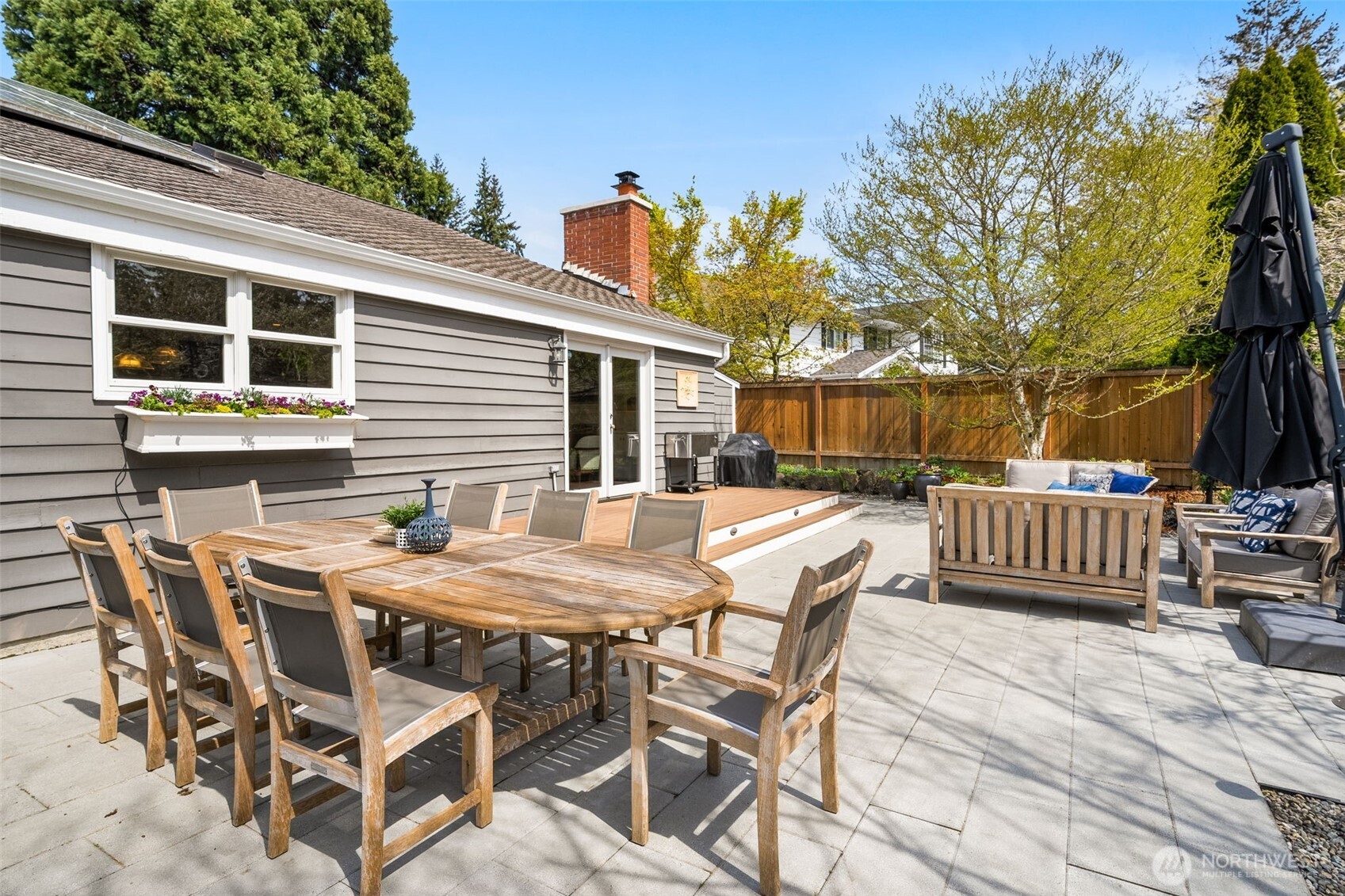 8421 SE 72nd Place , Mercer Island, WA 98040