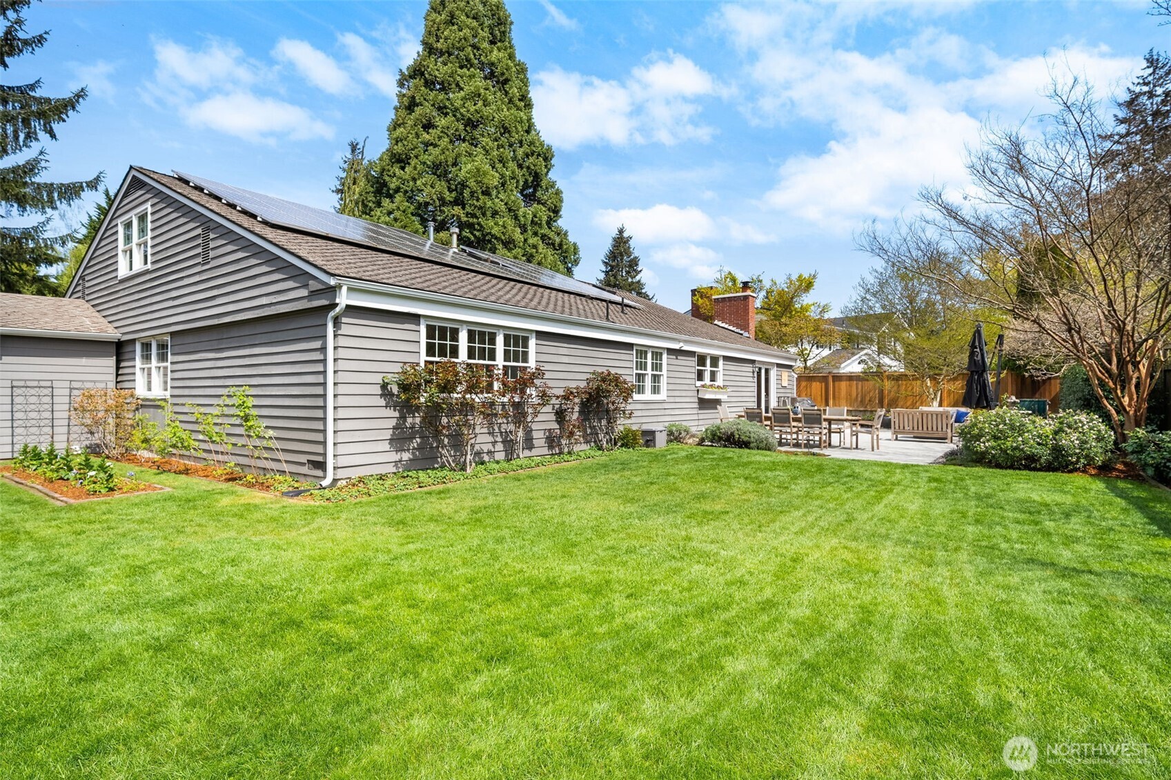 8421 SE 72nd Place , Mercer Island, WA 98040