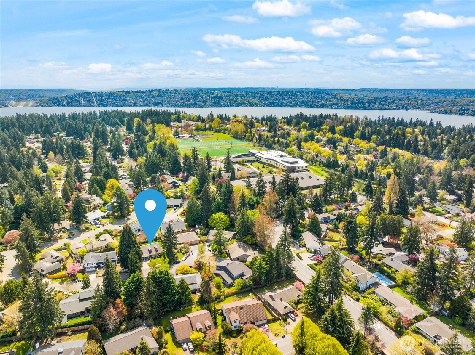 8421 SE 72nd Place , Mercer Island, WA 98040