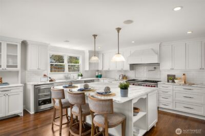 8421 SE 72nd Place , Mercer Island, WA 98040 - Photo 10