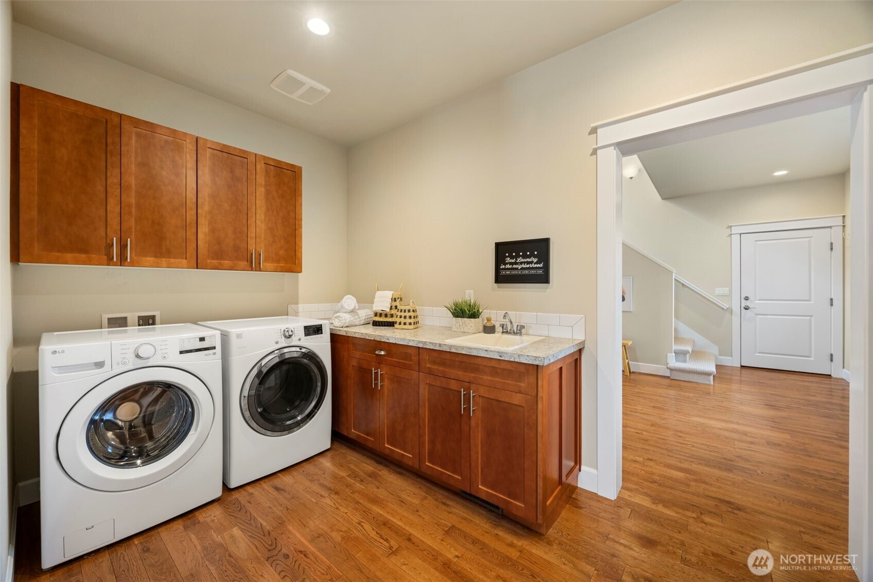 6493 White Peaks Lane NW, Bremerton, WA 98311