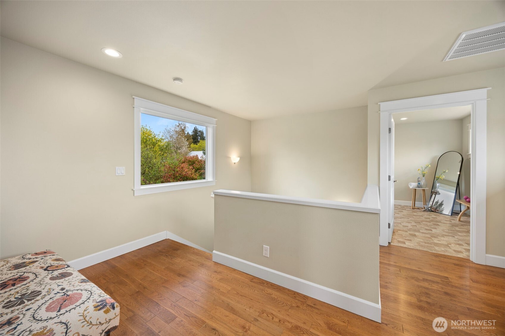 6493 White Peaks Lane NW, Bremerton, WA 98311