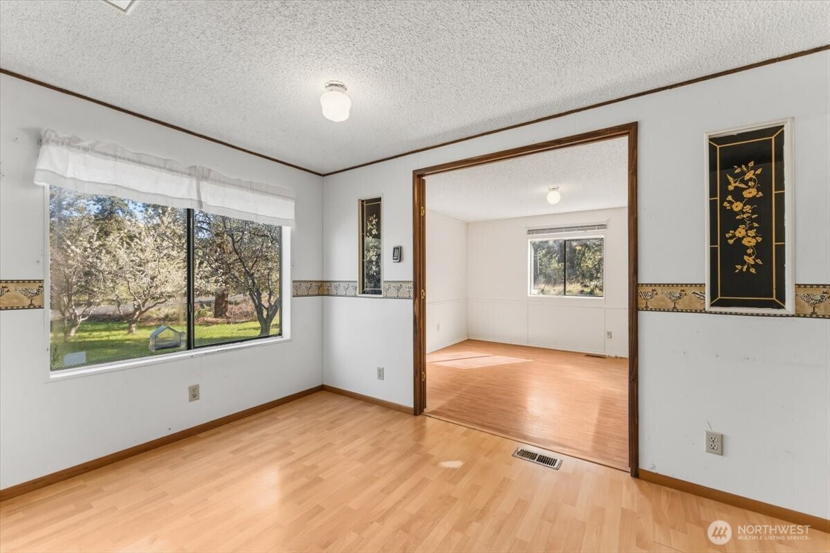 5 Mountain Spring Road , Orondo, WA 98843