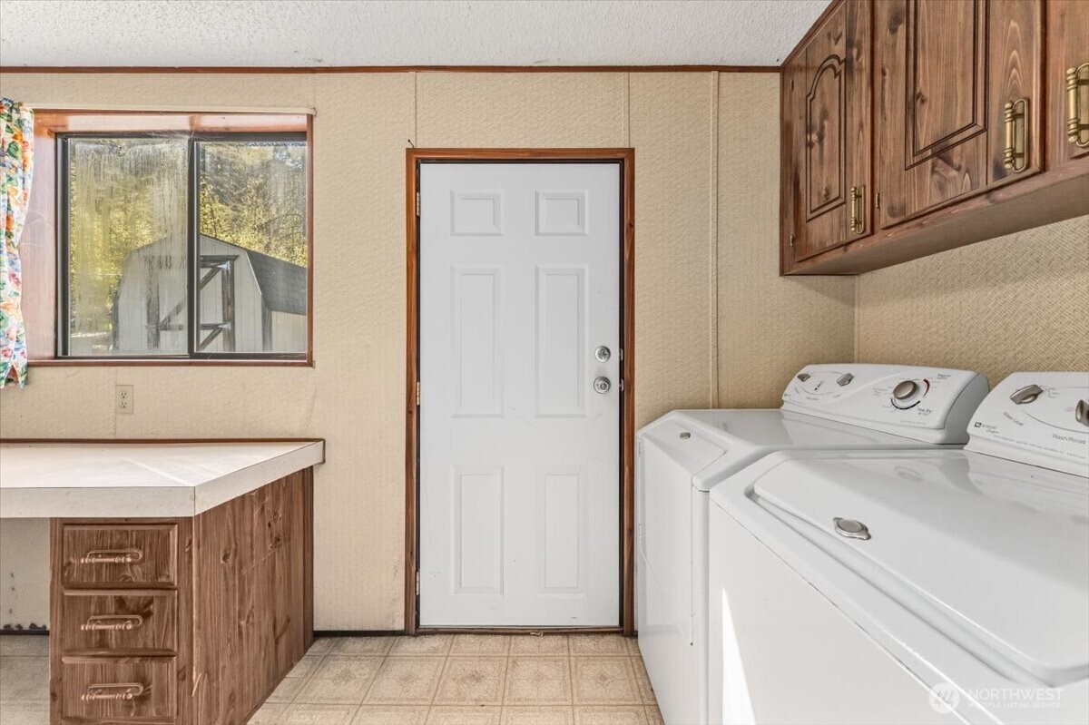 5 Mountain Spring Road , Orondo, WA 98843