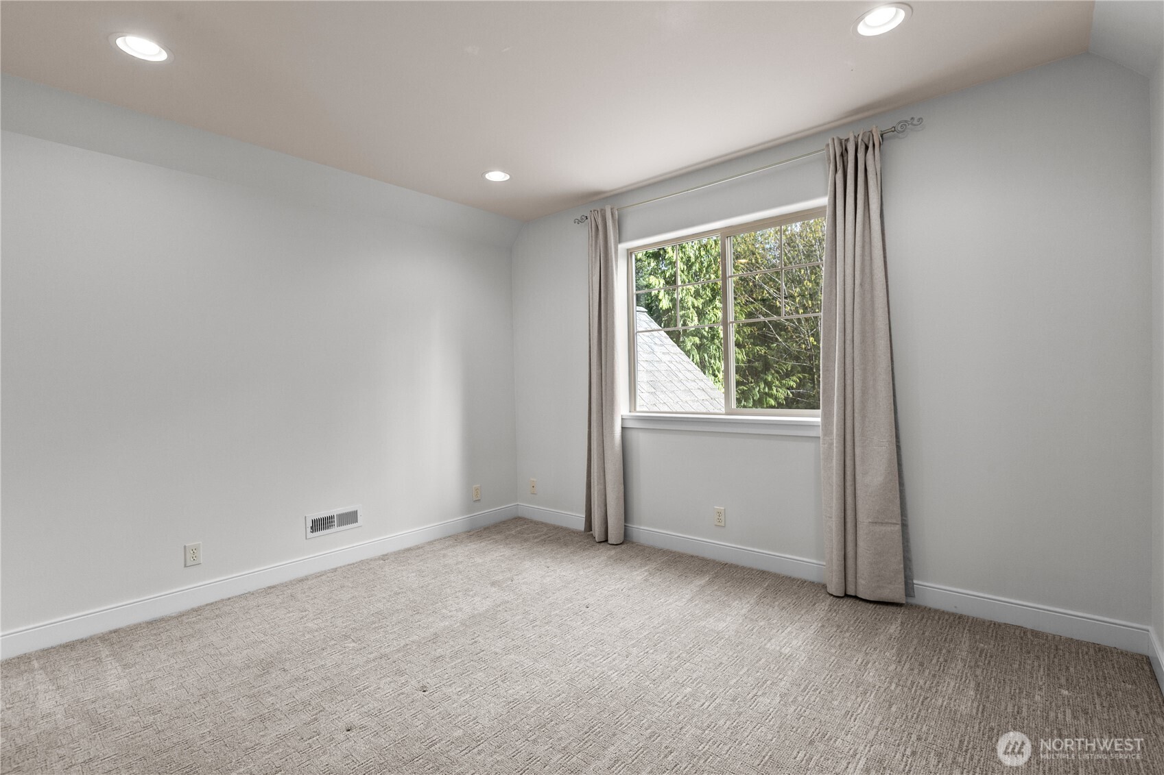 2 Kinglet Court , Bellingham, WA 98229