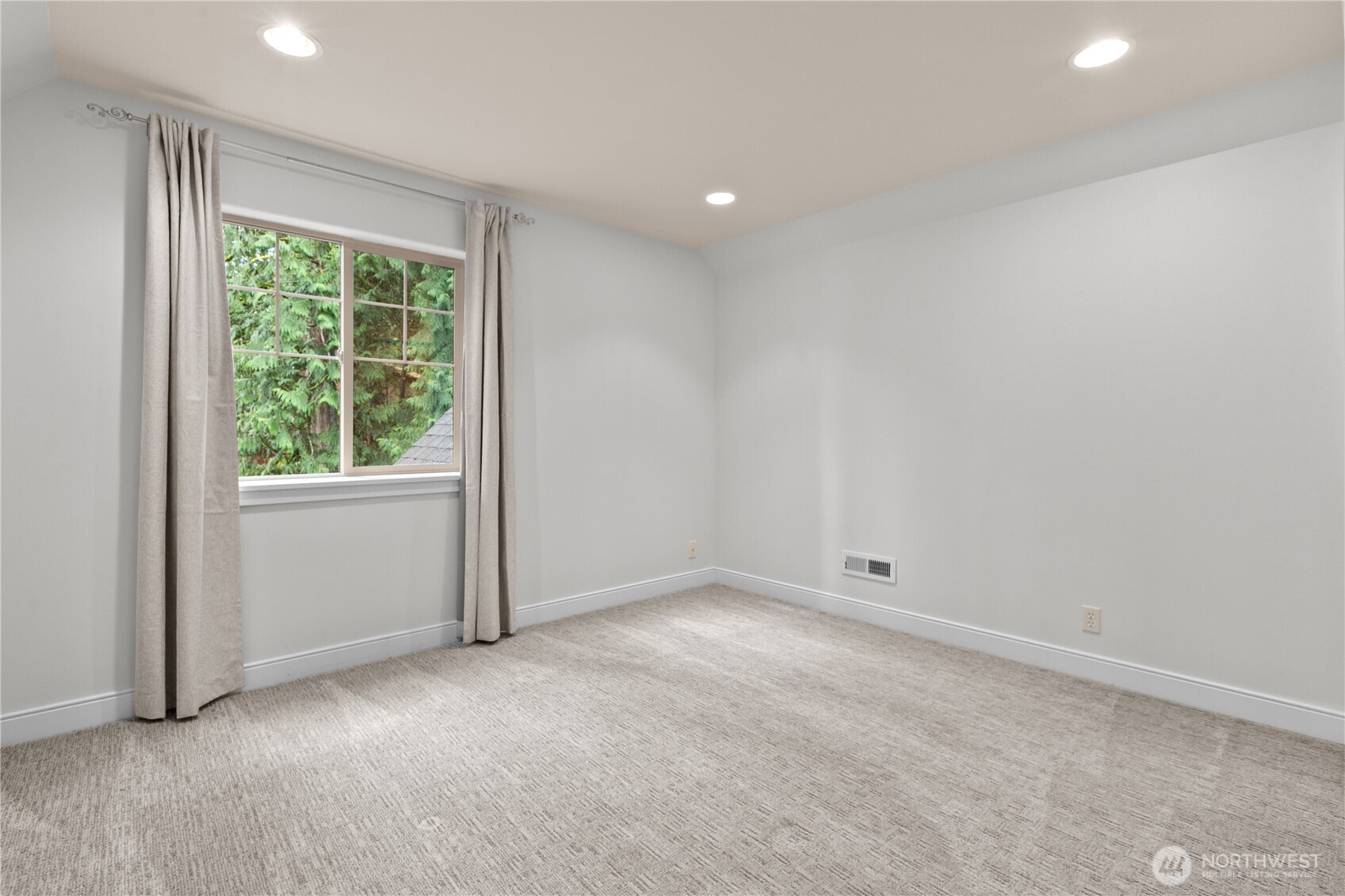 2 Kinglet Court , Bellingham, WA 98229