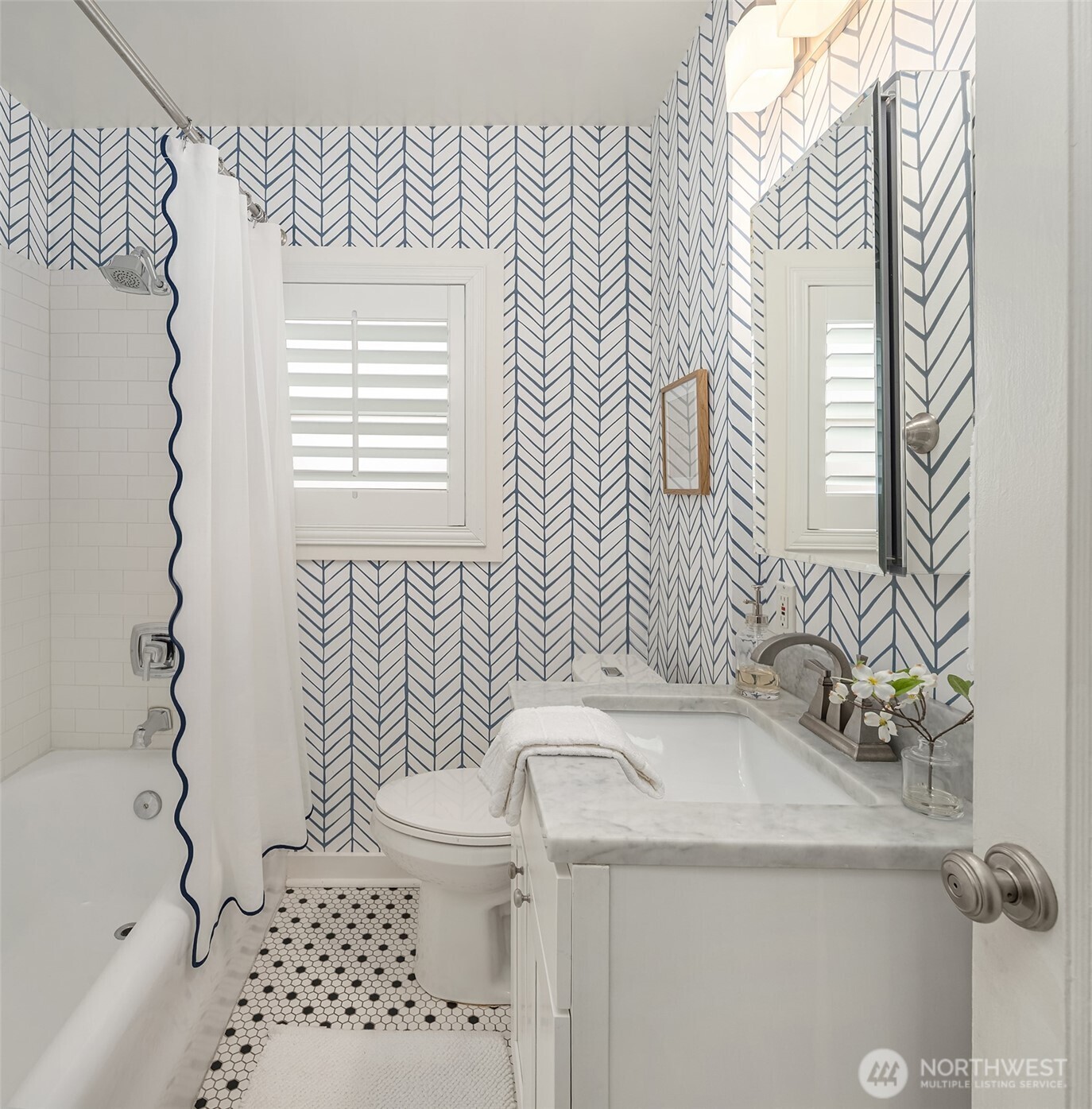 4426 3rd Avenue NW, Seattle, WA 98107