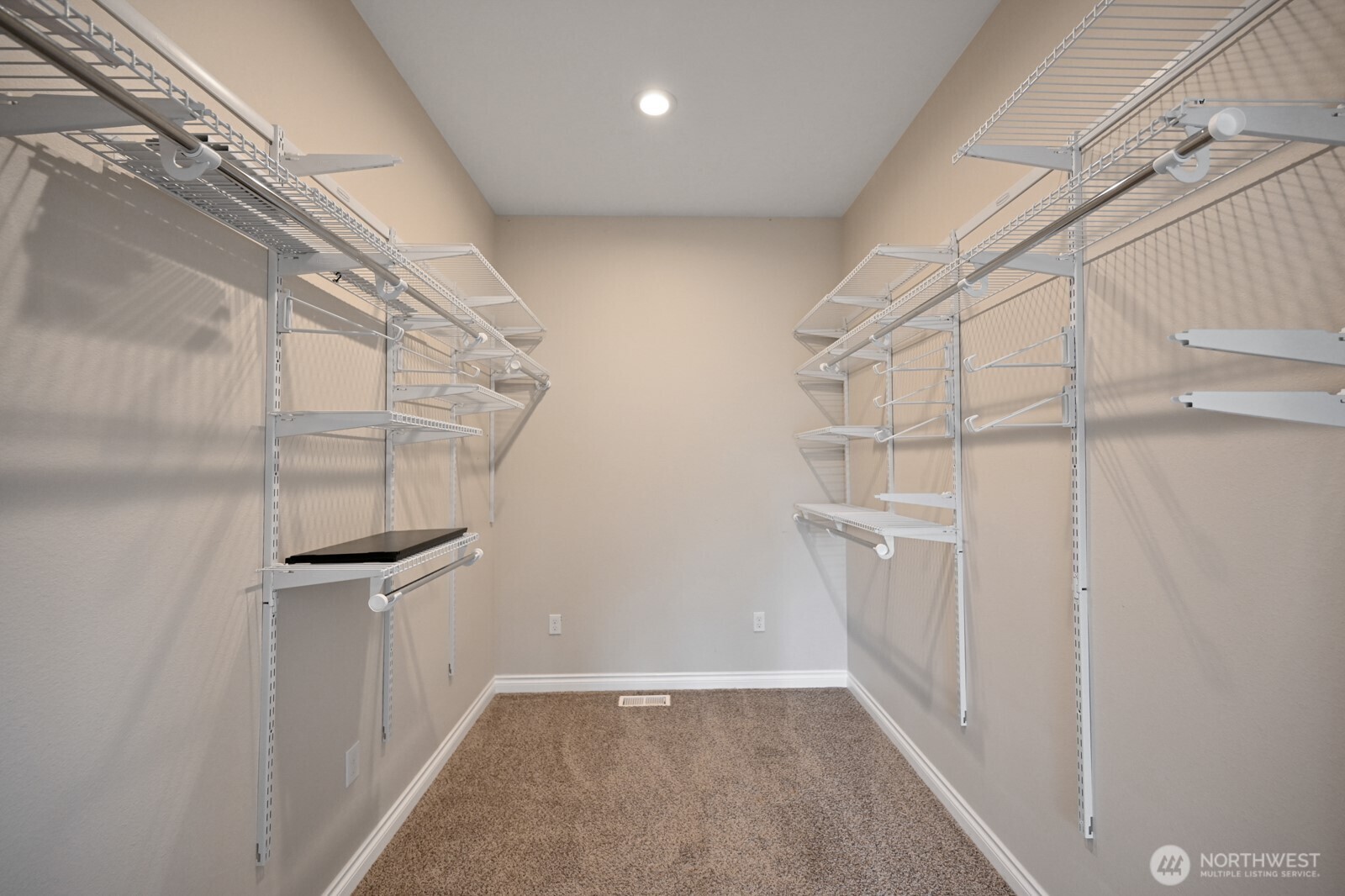 6522 Steilacoom Boulevard SW, Lakewood, WA 98499