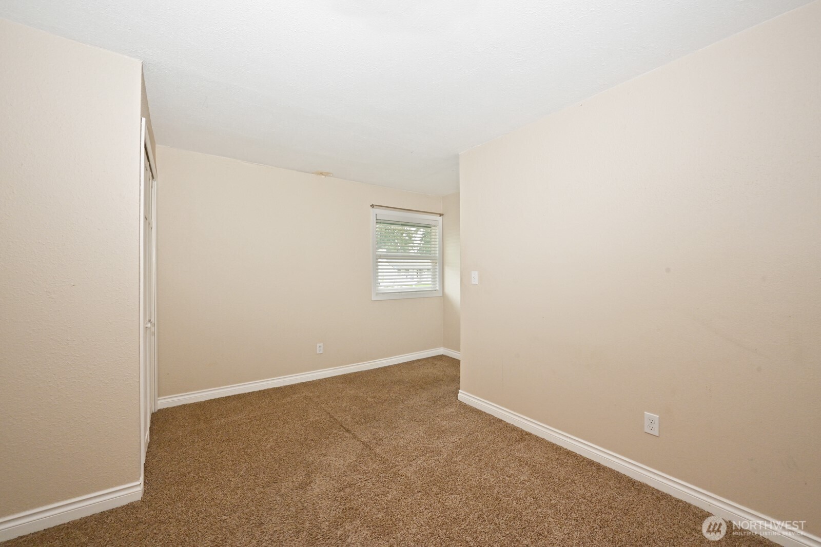 6522 Steilacoom Boulevard SW, Lakewood, WA 98499