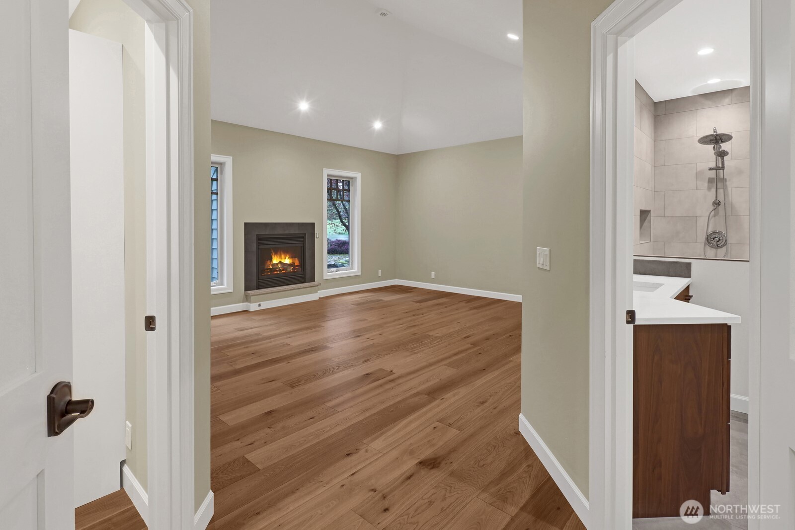 8784 Goshawk Road , Blaine, WA 98230