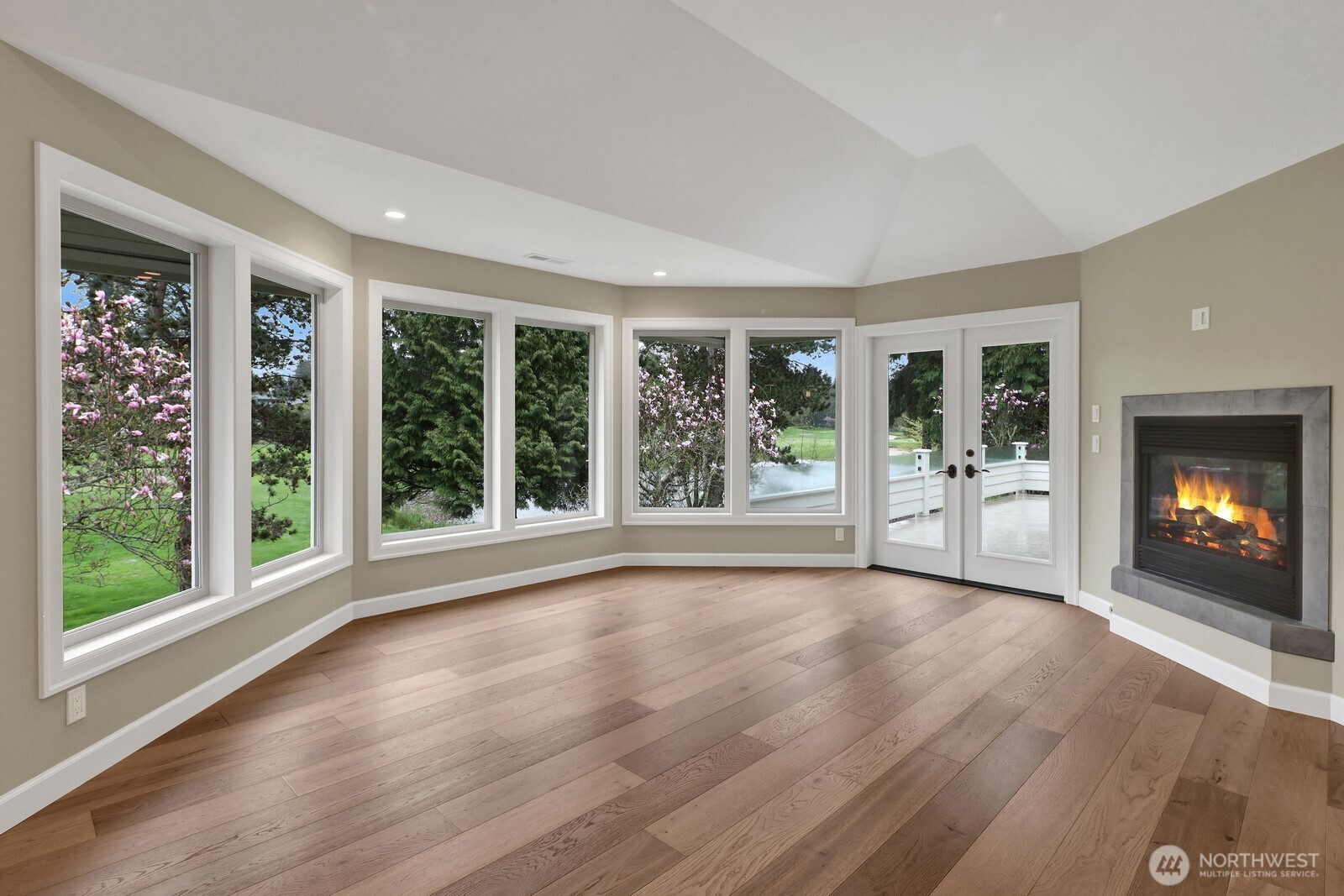 8784 Goshawk Road , Blaine, WA 98230