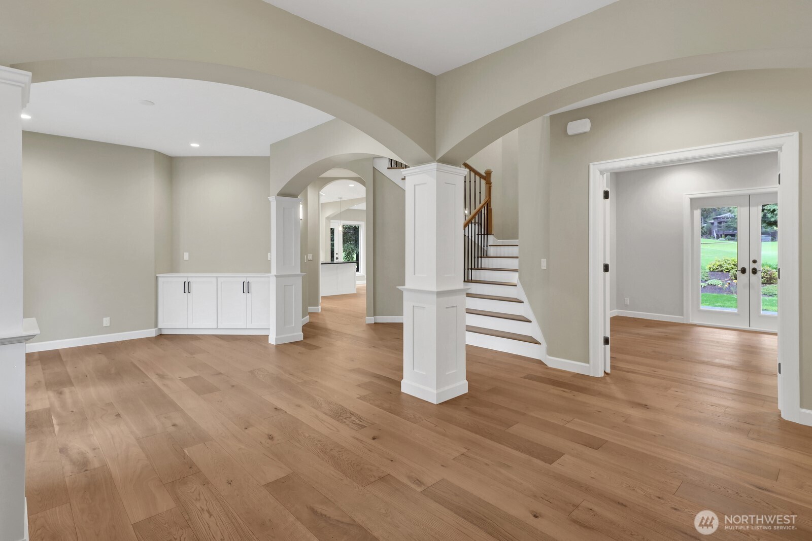 8784 Goshawk Road , Blaine, WA 98230