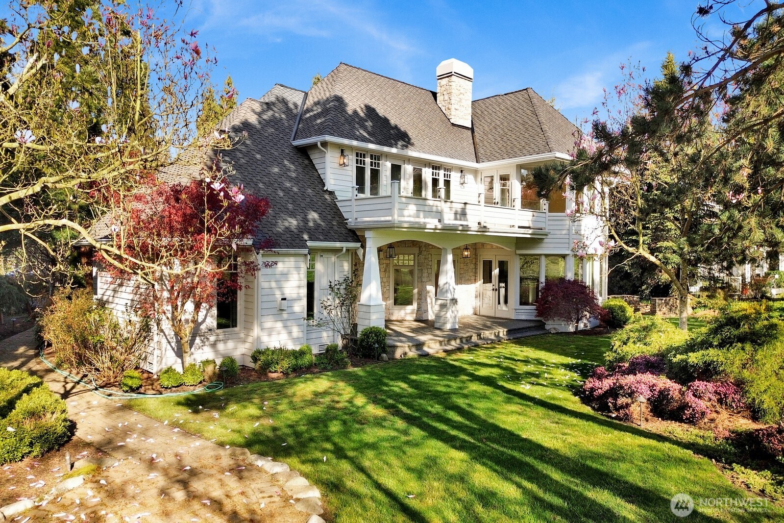 8784 Goshawk Road , Blaine, WA 98230