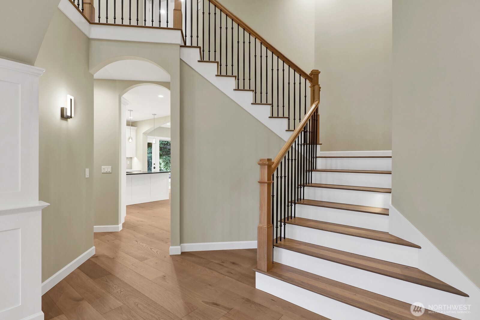 8784 Goshawk Road , Blaine, WA 98230