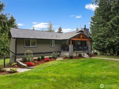 12915 Hallstrom Drive NW, Gig Harbor, WA 98332 - Photo 2