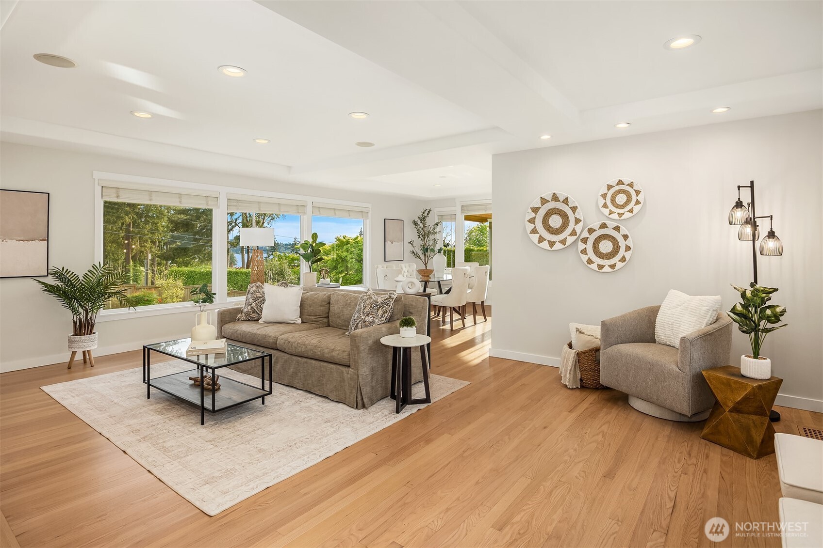 9359 Sunset Way , Bellevue, WA 98004