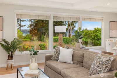 9359 Sunset Way , Bellevue, WA 98004 - Photo 14