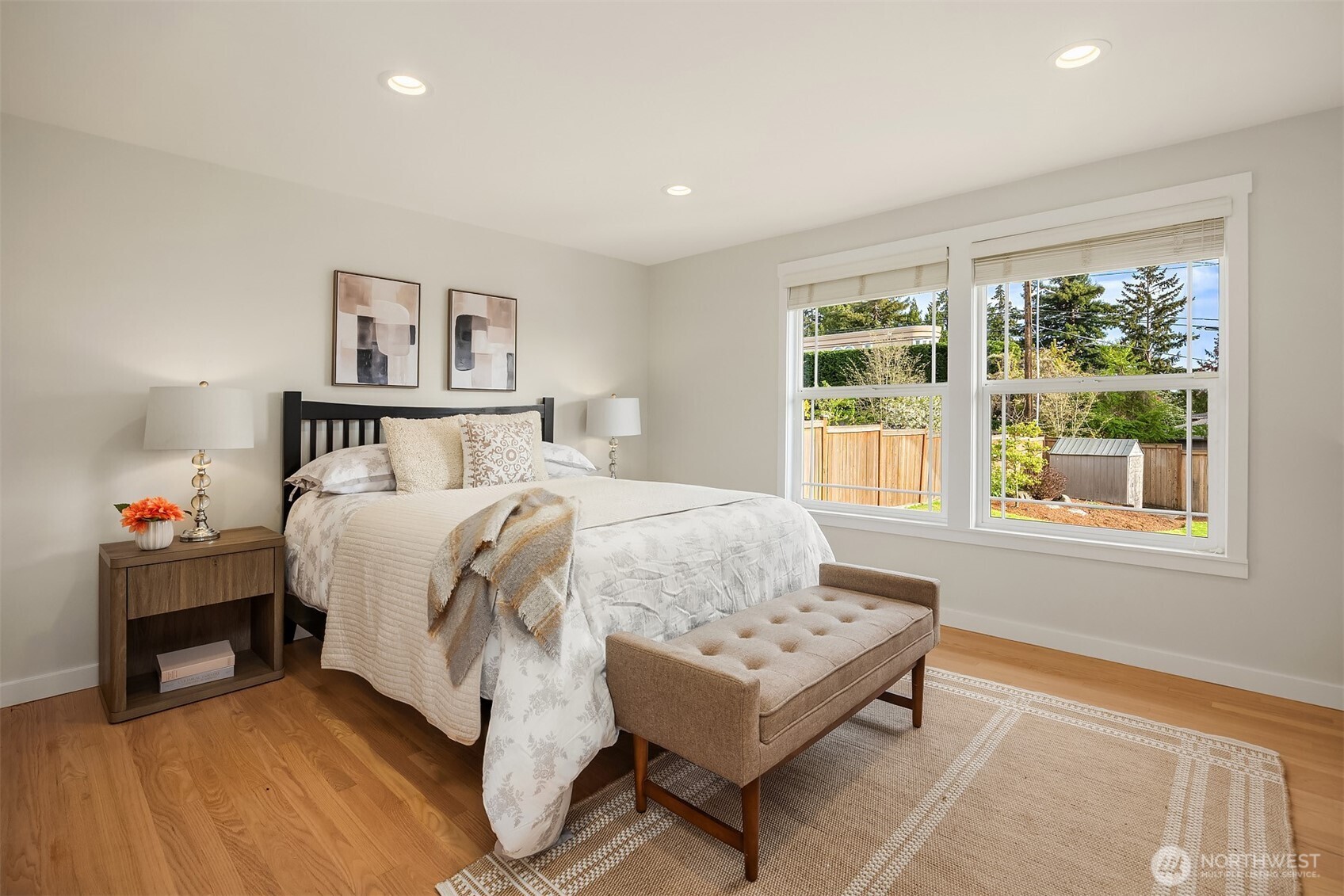 9359 Sunset Way , Bellevue, WA 98004