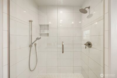 9359 Sunset Way , Bellevue, WA 98004 - Photo 20