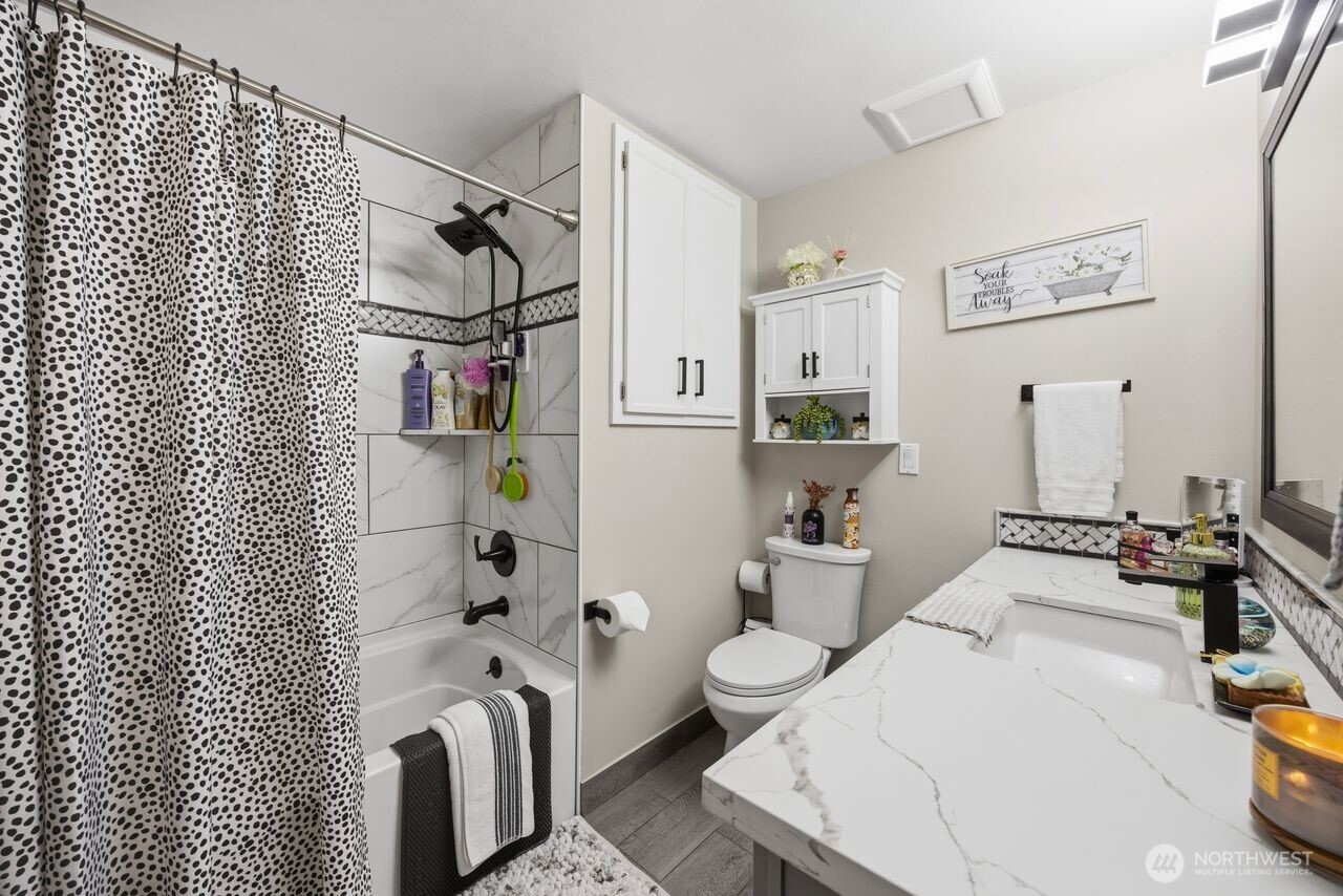 2127 N 149 Lane #1, Shoreline, WA 98133