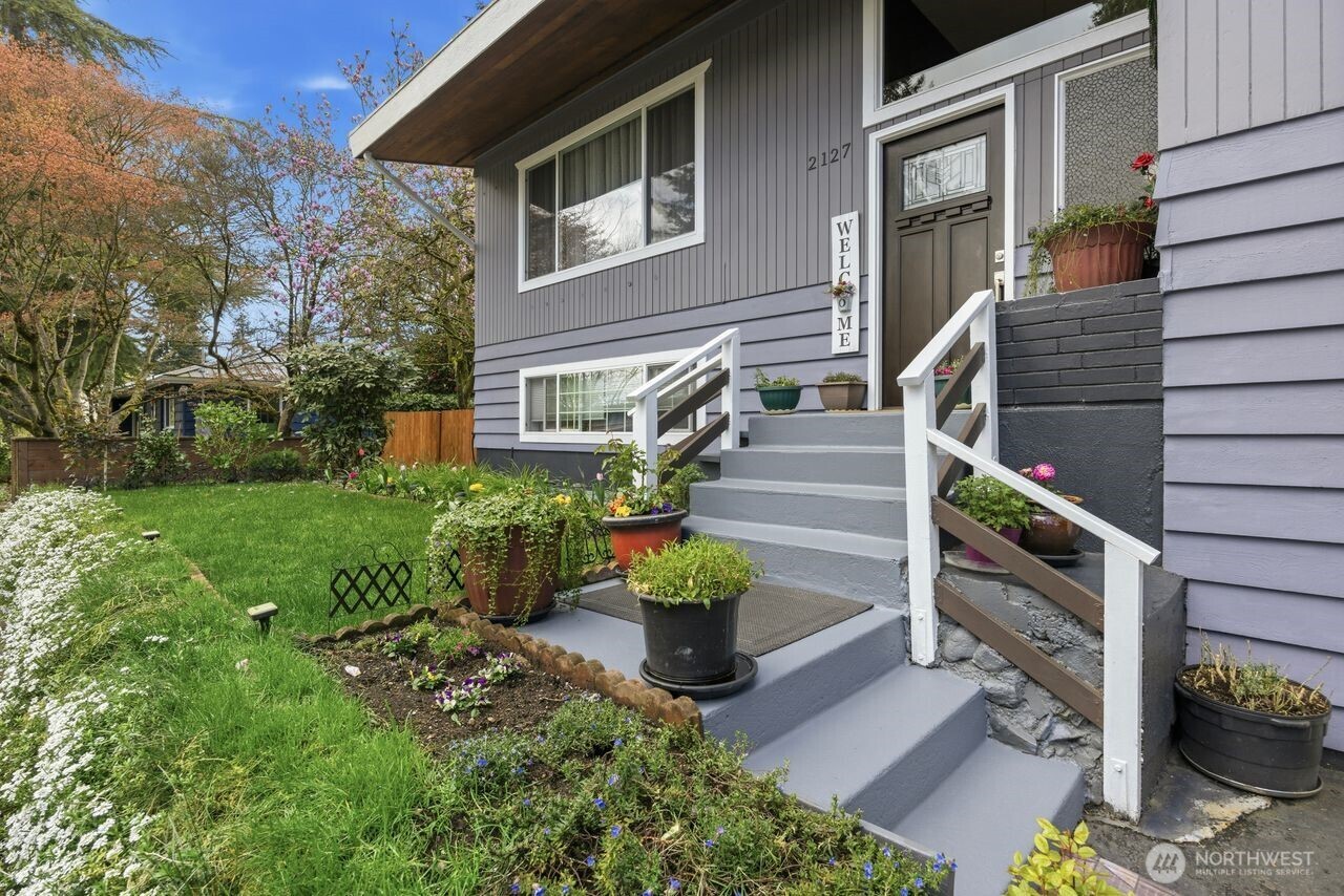 2127 N 149 Lane #1, Shoreline, WA 98133