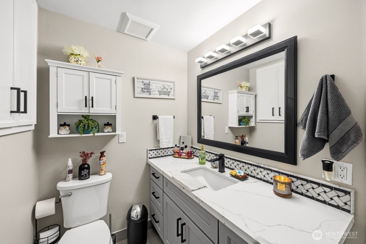 2127 N 149 Lane #1, Shoreline, WA 98133