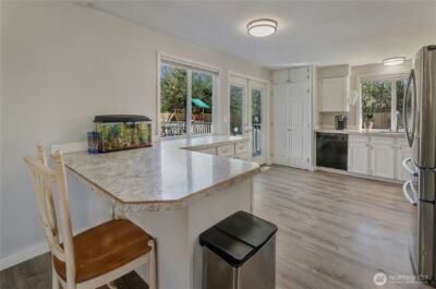 933 13th Street SW, Puyallup, WA 98371 - Photo 12