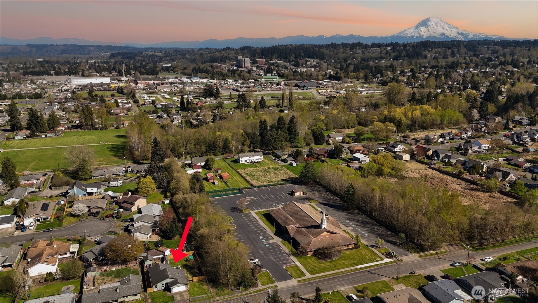 933 13th Street SW, Puyallup, WA 98371