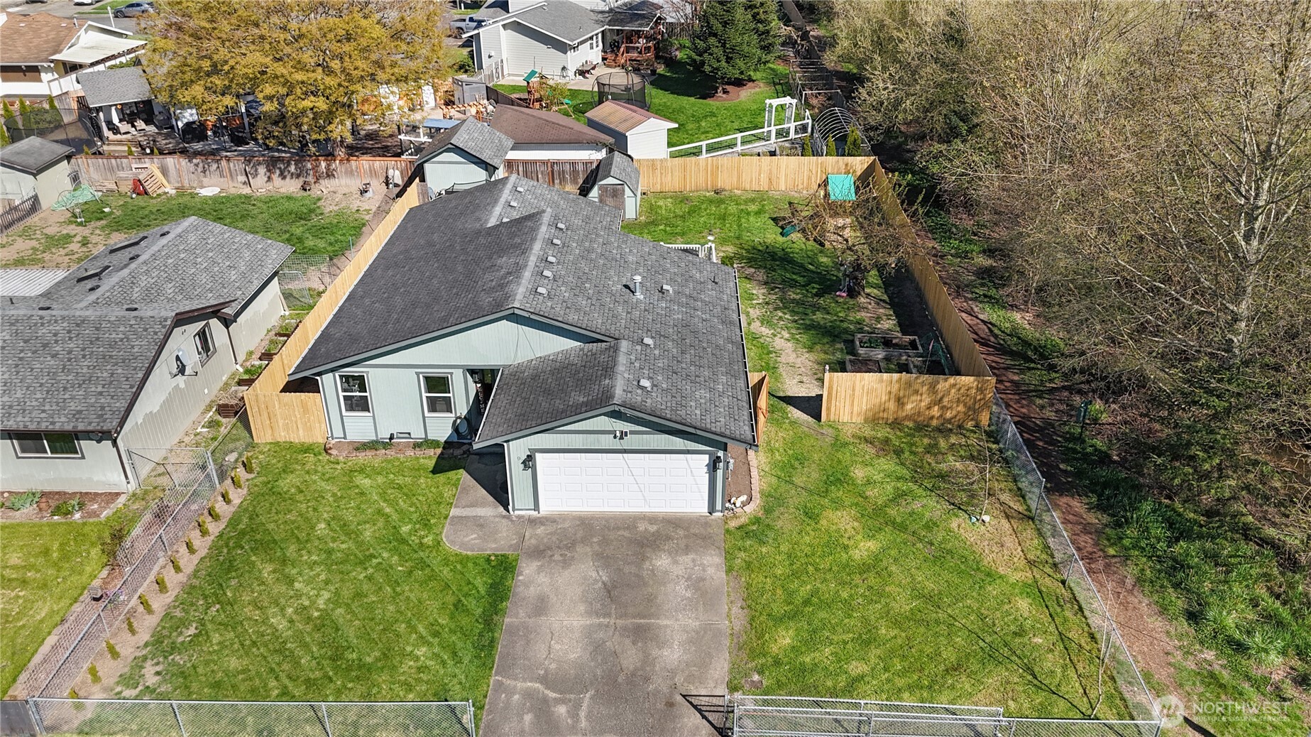 933 13th Street SW, Puyallup, WA 98371
