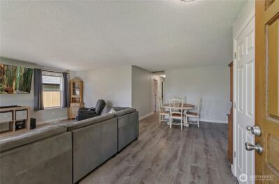 933 13th Street SW, Puyallup, WA 98371 - Photo 6