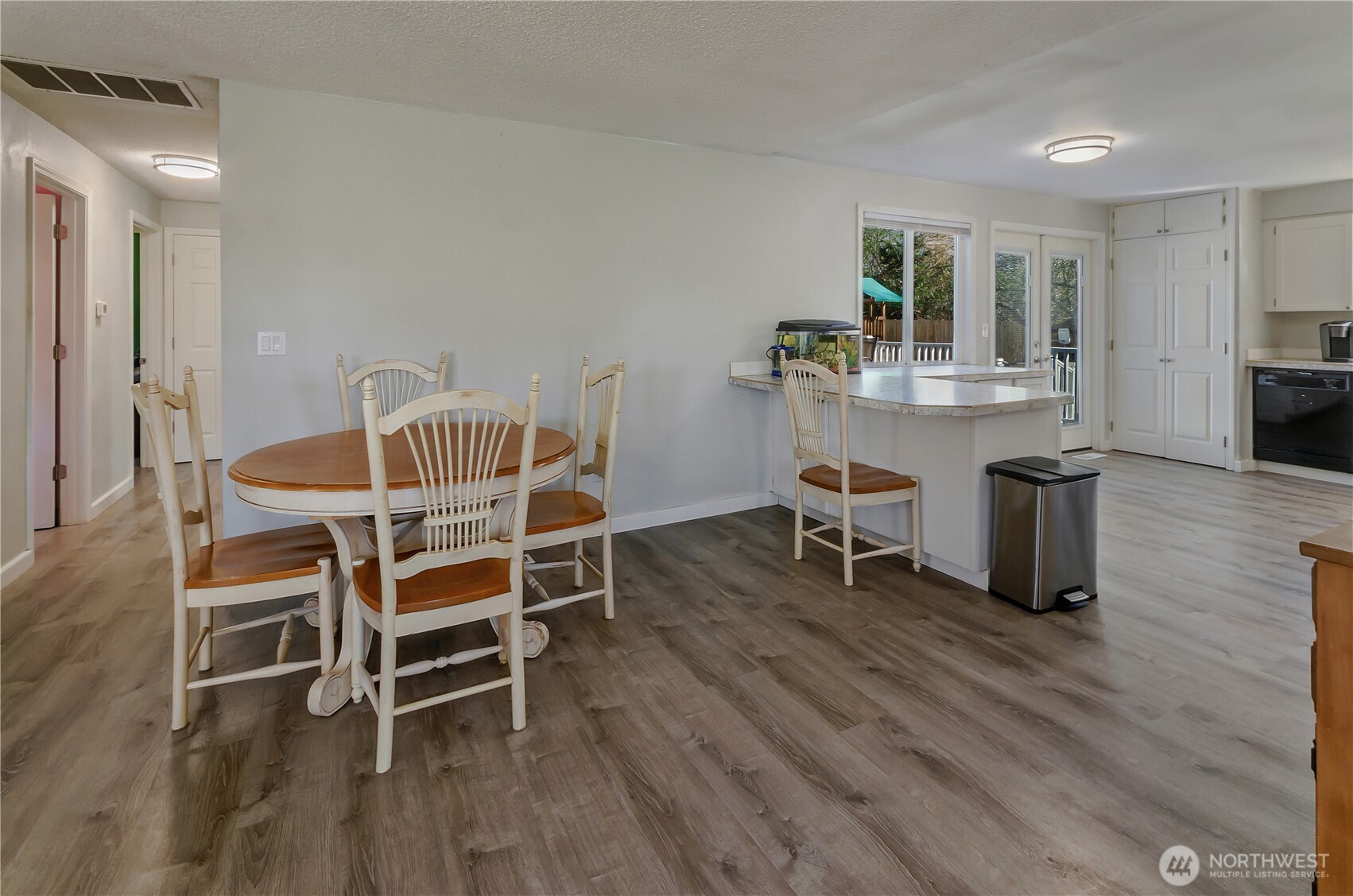 933 13th Street SW, Puyallup, WA 98371