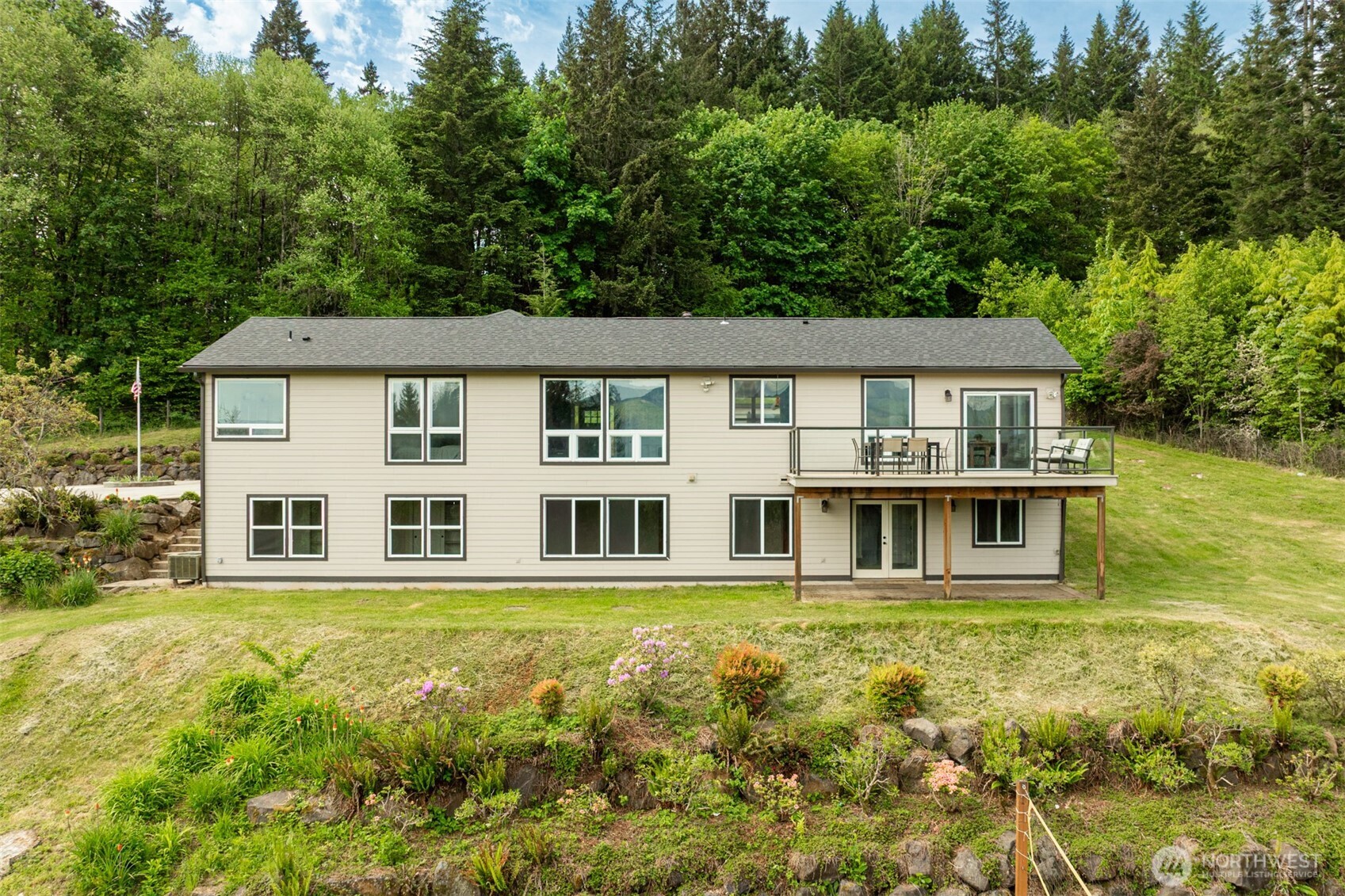 3900 NE 425th Street , Woodland, WA 98674