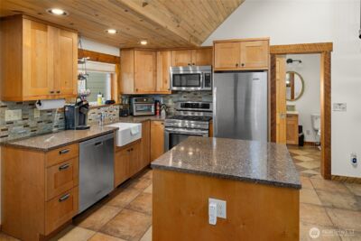 132 4th Street , Roslyn, WA 98941 - Photo 11