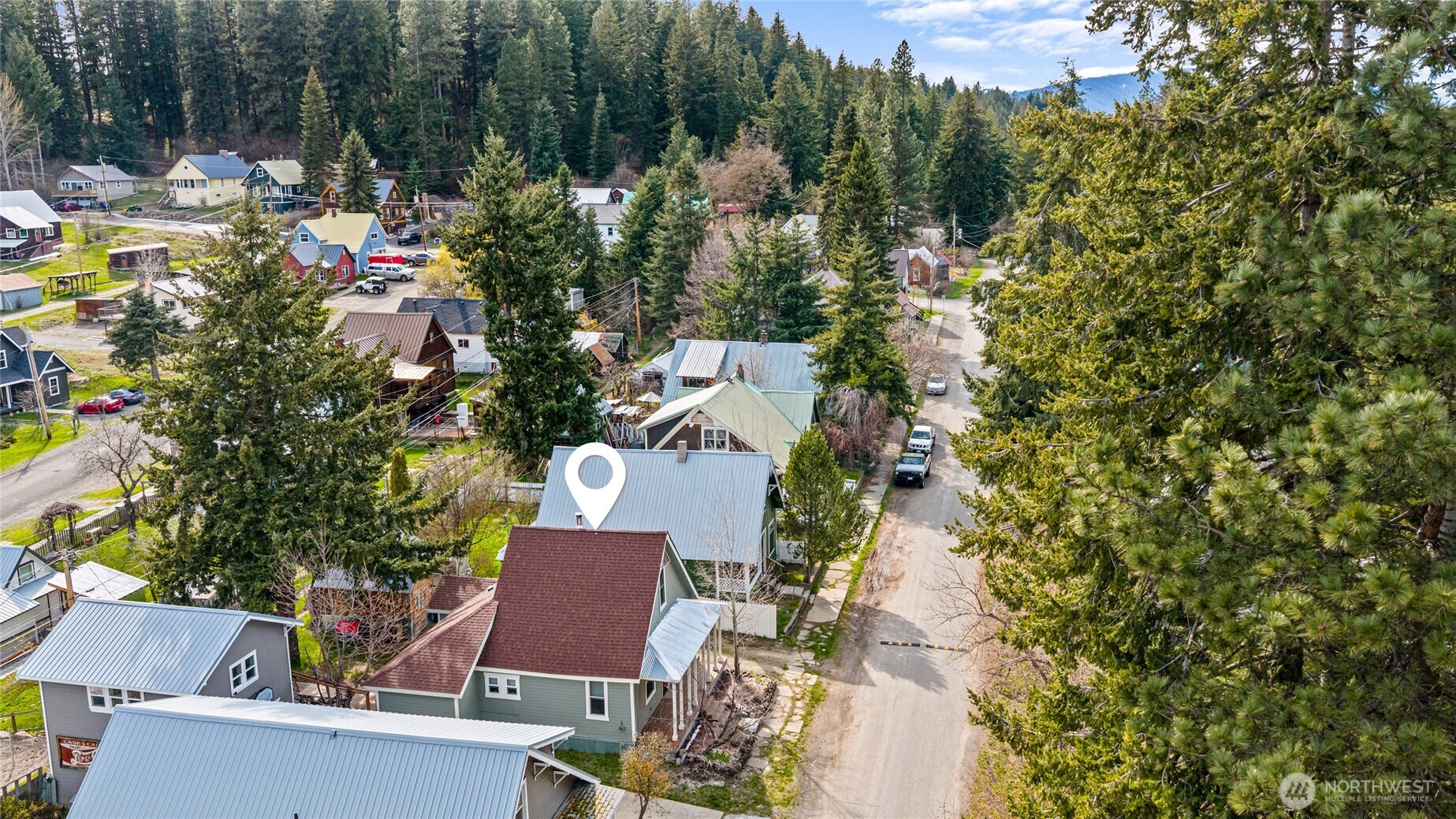 132 4th Street , Roslyn, WA 98941