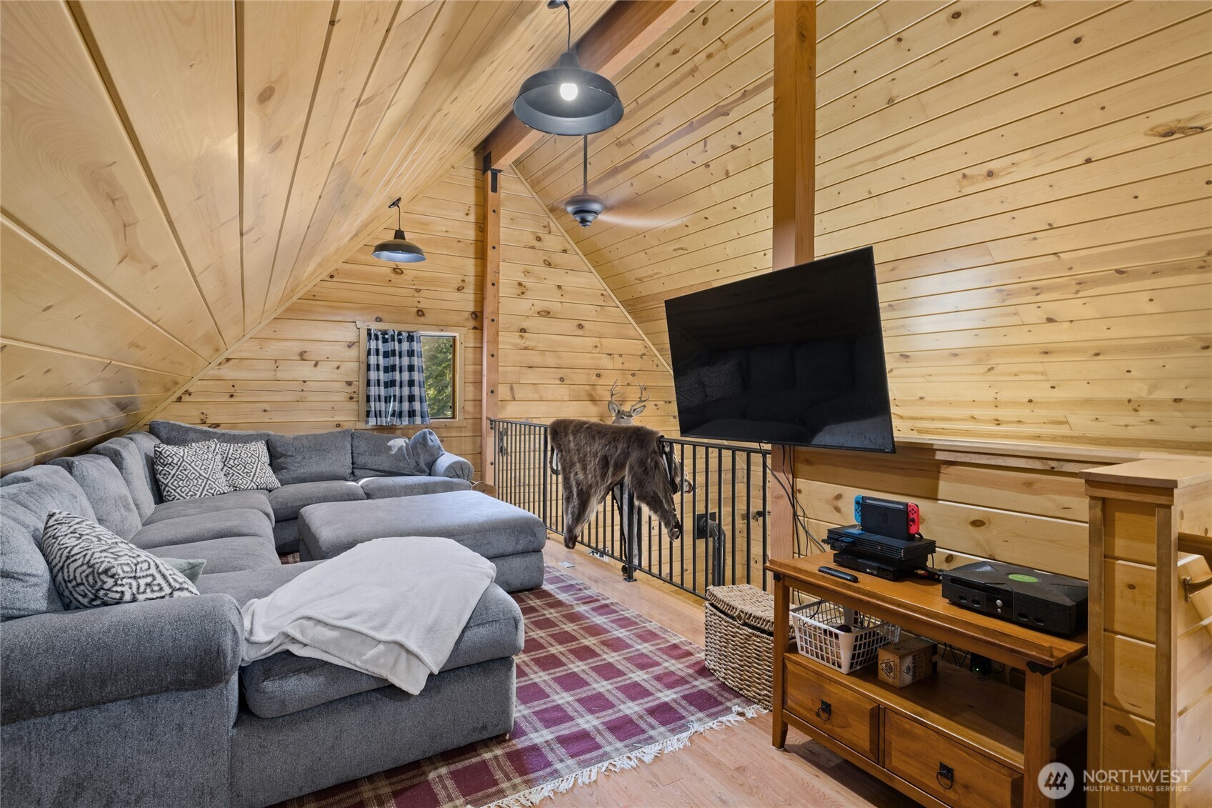 131 RR Spurs Road , Easton, WA 98925