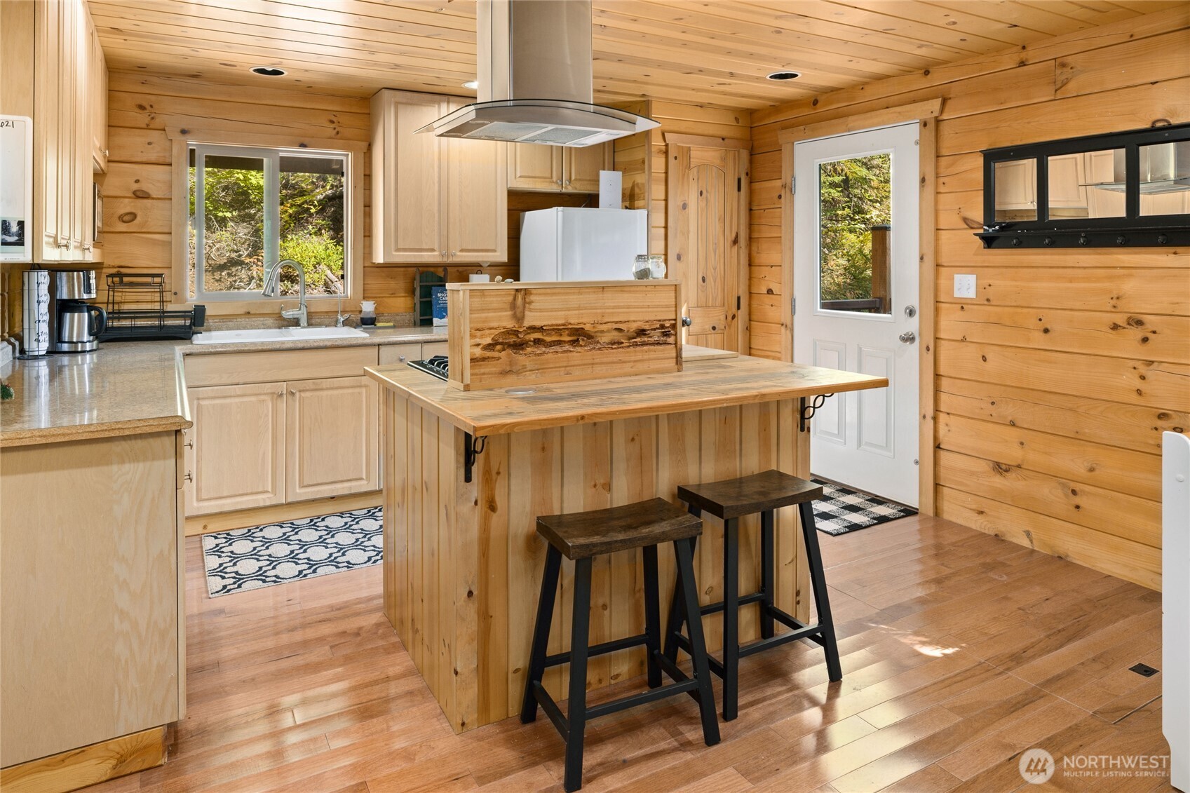 131 RR Spurs Road , Easton, WA 98925