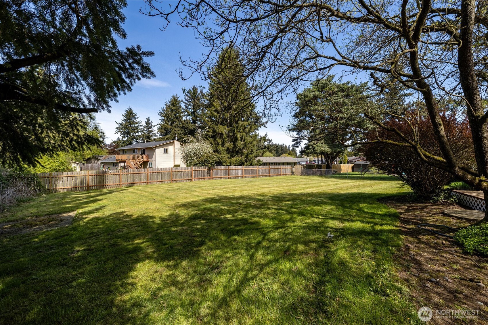 6725 La Bello Drive , Lynden, WA 98264