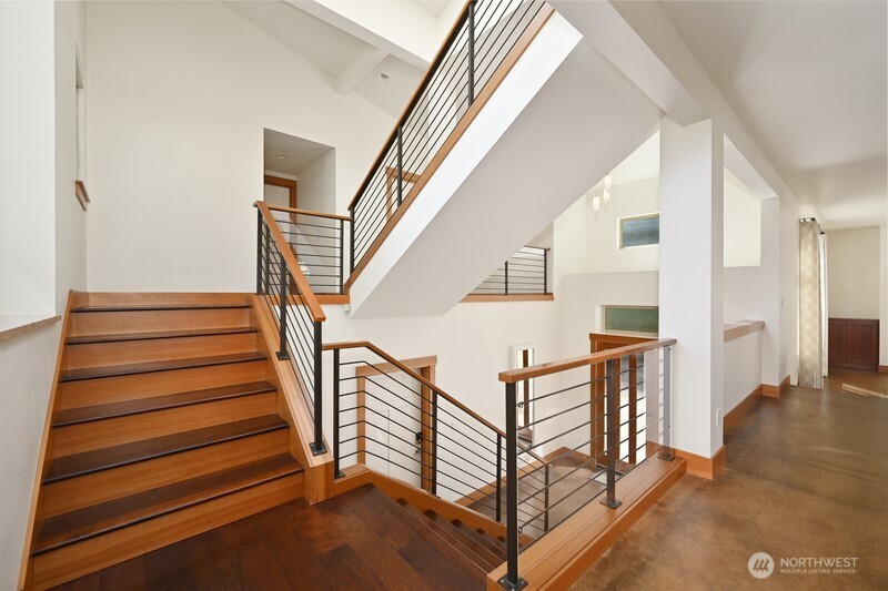 10644 Bartlett Avenue NE, Seattle, WA 98125